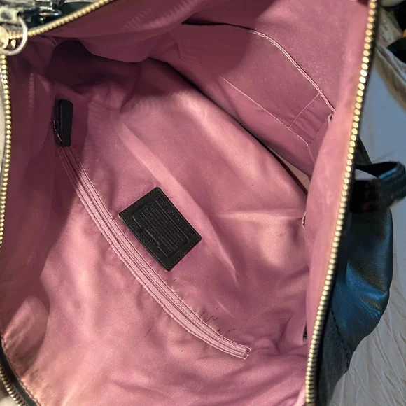 Coach Black Leather Tote Bag Signature Embossed Patch Zip Top Shoulder Purse - Picture 7 of 7